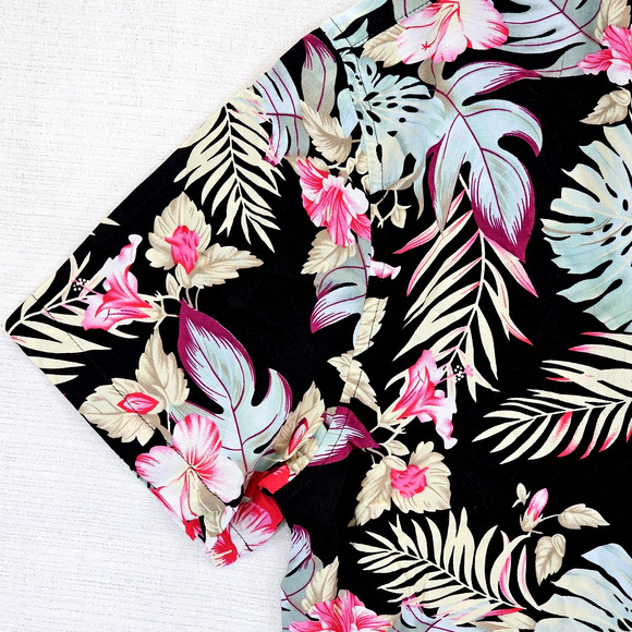 Molokai Surf Co. Men's Short Sleeve Button Down Hawaiian Shirt Size Large NWT - Picture 4 of 8